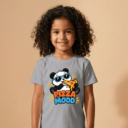 Girl wearing the Pizza Mood kids T-shirt